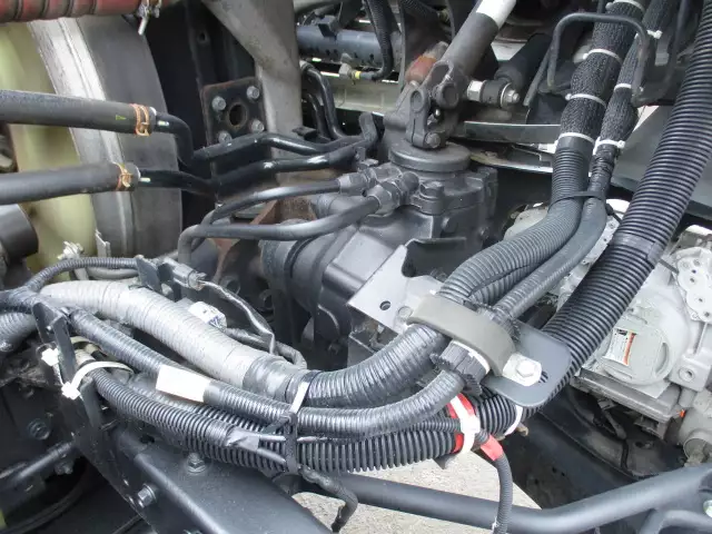 平成30年08月中古大型トラクタヘッド日産UDクオンの画像41