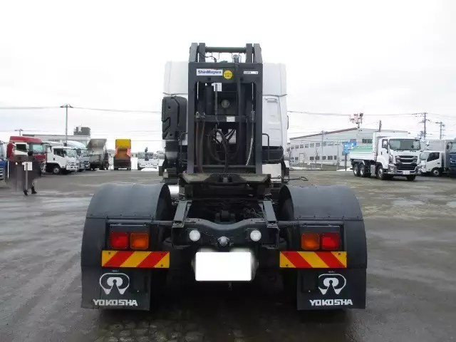 平成30年08月中古大型トラクタヘッド日産UDクオンの画像6