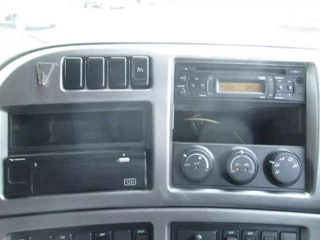 平成30年08月中古大型トラクタヘッド日産UDクオンの画像51