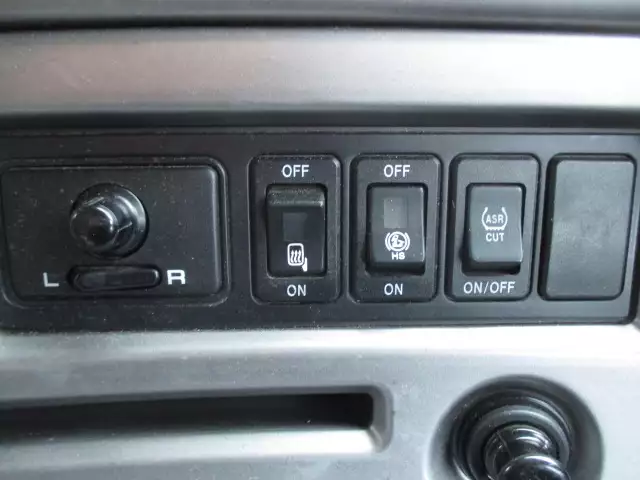 平成30年08月中古大型トラクタヘッド日産UDクオンの画像53