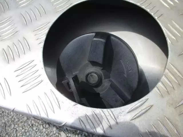 平成30年08月中古大型トラクタヘッド日産UDクオンの画像26