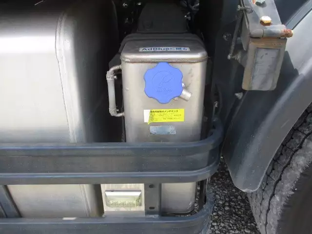 平成30年08月中古大型トラクタヘッド日産UDクオンの画像27