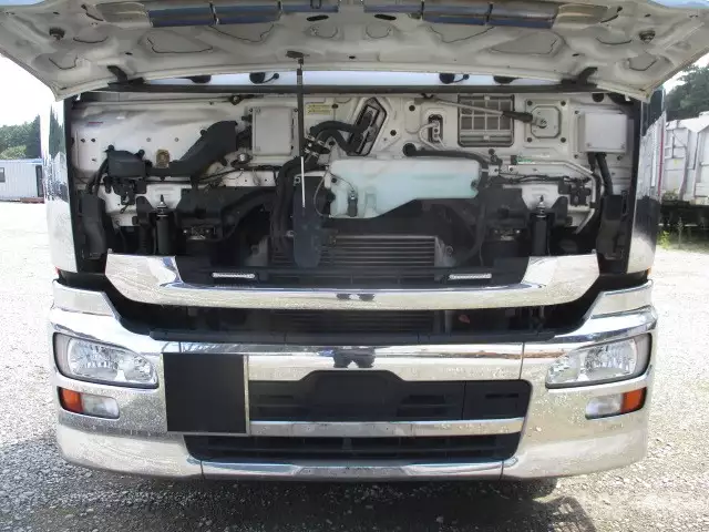 平成30年08月中古大型トラクタヘッド日産UDクオンの画像59