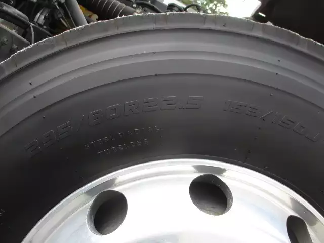 平成30年08月中古大型トラクタヘッド日産UDクオンの画像10