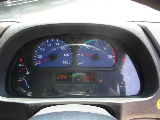 平成30年08月中古大型トラクタヘッド日産UDクオンの画像38