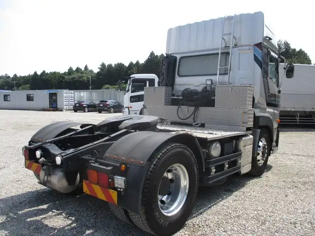 平成30年08月中古大型トラクタヘッド日産UDクオンの画像5