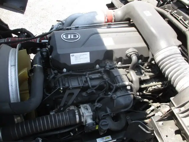 平成30年08月中古大型トラクタヘッド日産UDクオンの画像51