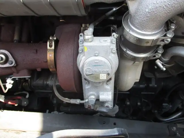 平成30年08月中古大型トラクタヘッド日産UDクオンの画像53