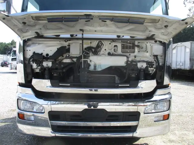 平成30年08月中古大型トラクタヘッド日産UDクオンの画像56