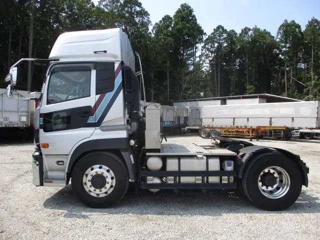 平成30年08月中古大型トラクタヘッド日産UDクオンの画像8