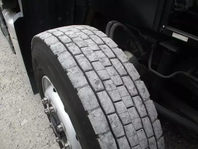 平成29年12月中古大型トラクタヘッド日産UDUDトラックスの画像14