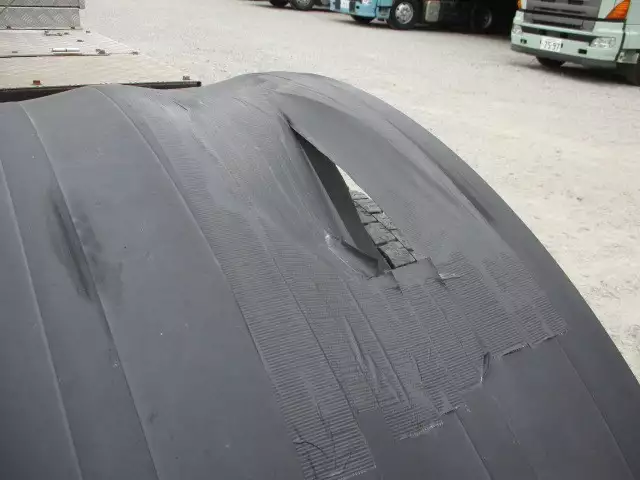 平成29年12月中古大型トラクタヘッド日産UDUDトラックスの画像16