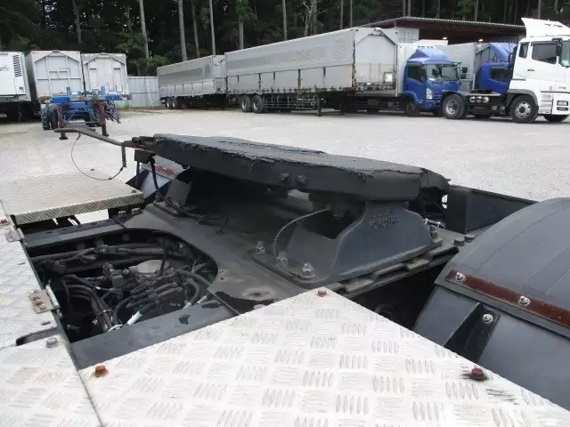 平成29年12月中古大型トラクタヘッド日産UDUDトラックスの画像25