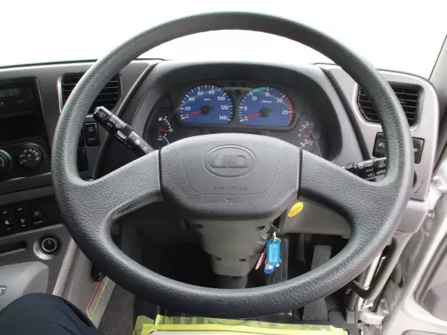 平成29年12月中古大型トラクタヘッド日産UDUDトラックスの画像49