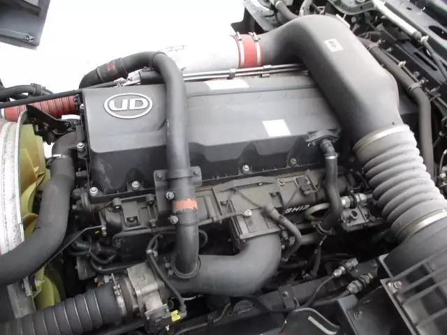 平成29年12月中古大型トラクタヘッド日産UDUDトラックスの画像55