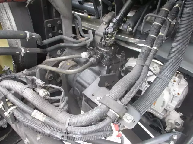 平成29年12月中古大型トラクタヘッド日産UDUDトラックスの画像59