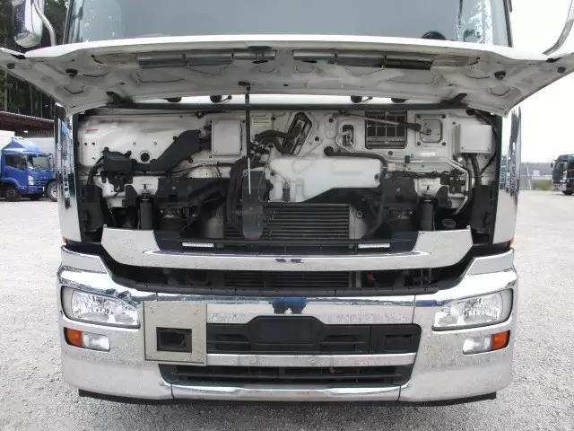 平成29年12月中古大型トラクタヘッド日産UDUDトラックスの画像60