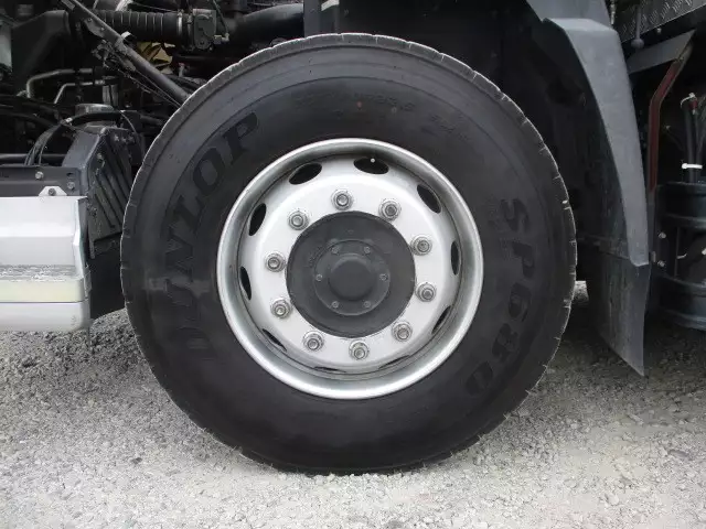 平成29年12月中古大型トラクタヘッド日産UDUDトラックスの画像9