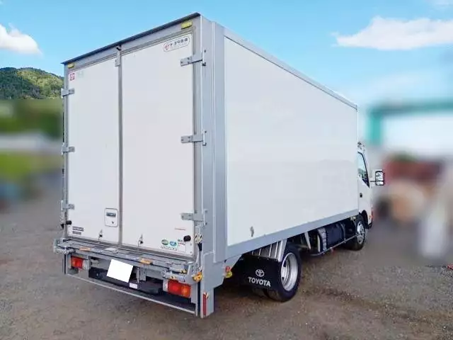 令和01年/平成31年11月中古小型アルミバン・ウィングトヨタダイナの画像3