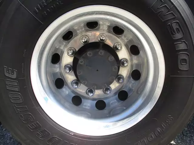 平成27年09月中古大型トラクタヘッド日産UDクオンの画像13