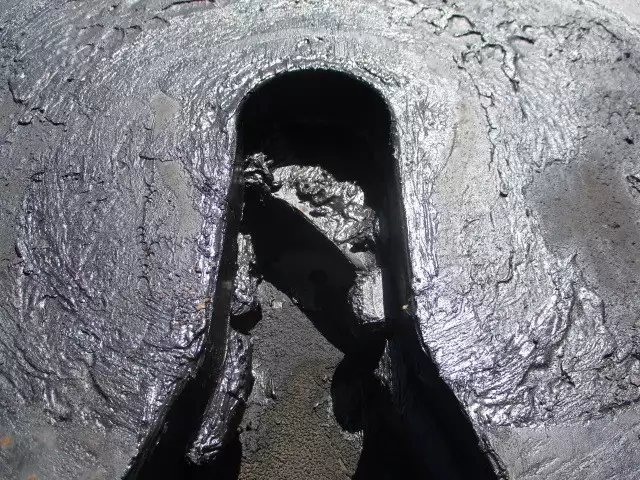 平成27年09月中古大型トラクタヘッド日産UDクオンの画像23