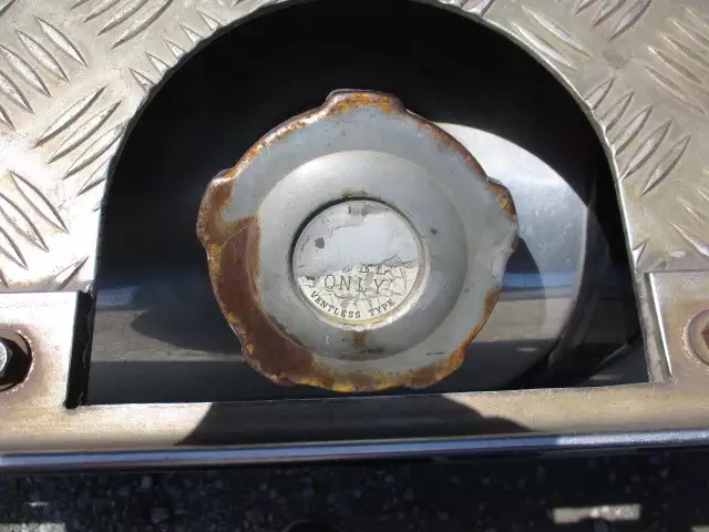 平成27年09月中古大型トラクタヘッド日産UDクオンの画像27