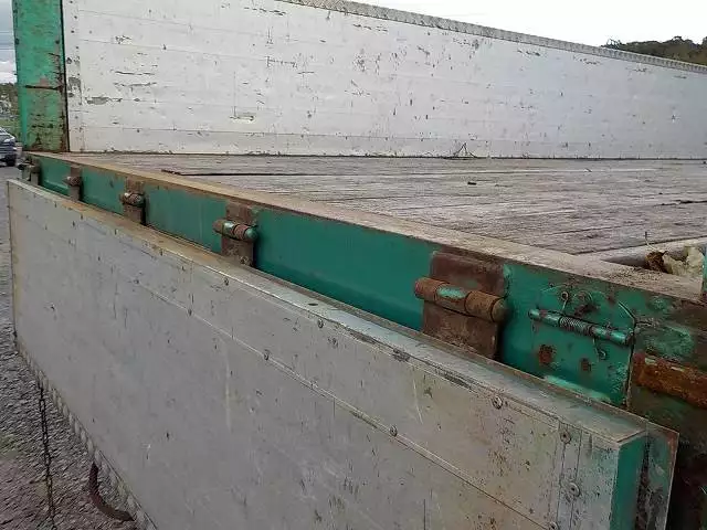 平成18年06月中古大型日野日野の画像37