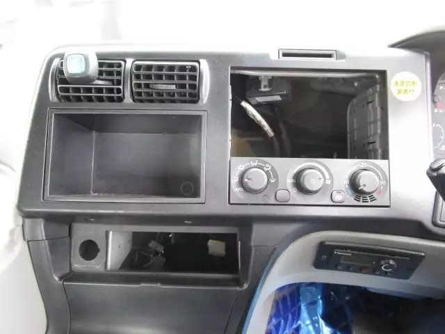 平成28年03月中古大型トラクタヘッド三菱ふそうスーパーグレートの画像17