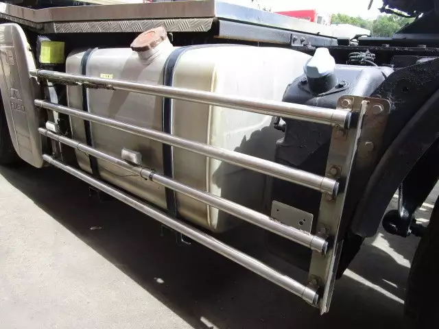 平成28年03月中古大型トラクタヘッド三菱ふそうスーパーグレートの画像9