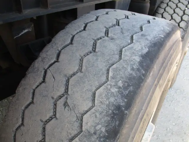 車検付(R8.4)平成29年 東邦 12m3軸フラットトレーラー スーパーシングル エアサス リフトアクスル後軸残し 積載:28500㎏ 第五輪荷重:10,720㎏以上 の画像25