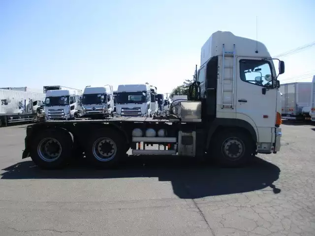 平成28年10月中古大型トラクタヘッド日野プロフィアの画像4