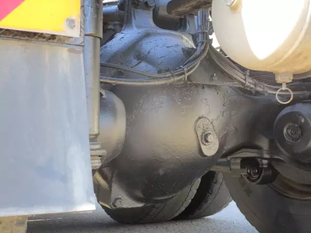 平成28年10月中古大型トラクタヘッド日野プロフィアの画像10