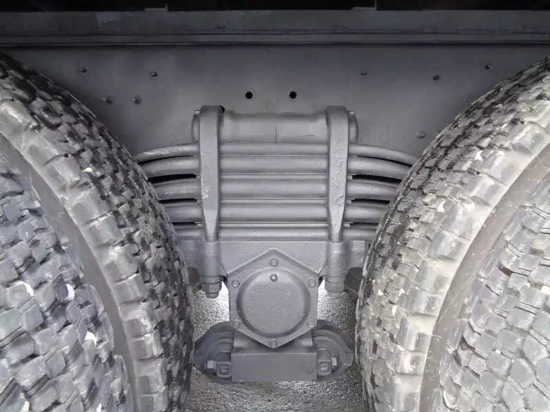 平成19年06月中古大型日産UDクオンの画像27