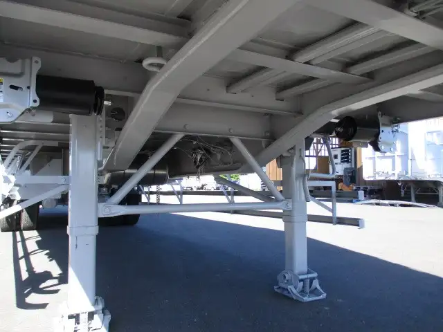 14m3軸ウイングトレーラー ダブルタイヤ リフトアクスル中軸残し 積載26,100kg 第五輪荷重11,130kg以上の画像28