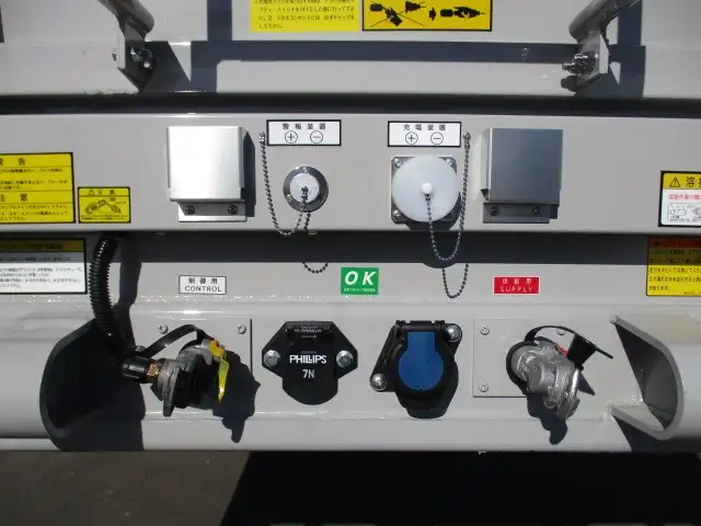 14m3軸ウイングトレーラー ダブルタイヤ リフトアクスル中軸残し 積載26,100kg 第五輪荷重11,130kg以上の画像29