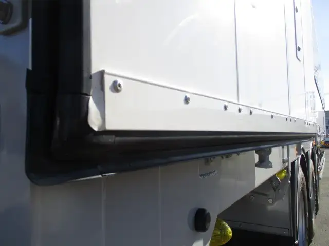 14m3軸ウイングトレーラー ダブルタイヤ リフトアクスル中軸残し 積載26,100kg 第五輪荷重11,130kg以上の画像42