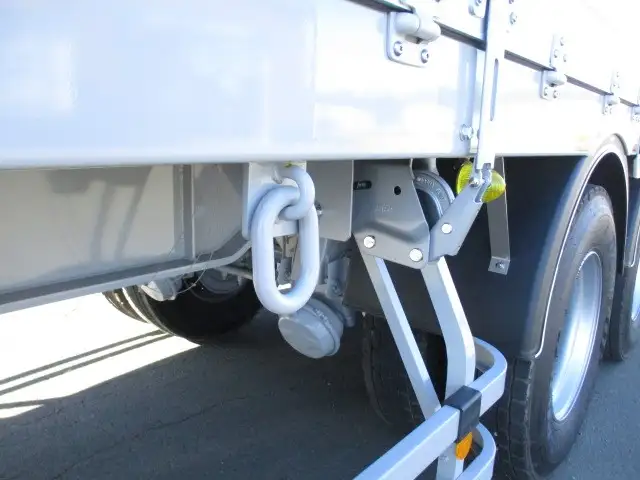 14m3軸ウイングトレーラー ダブルタイヤ リフトアクスル中軸残し 積載26,100kg 第五輪荷重11,130kg以上の画像10