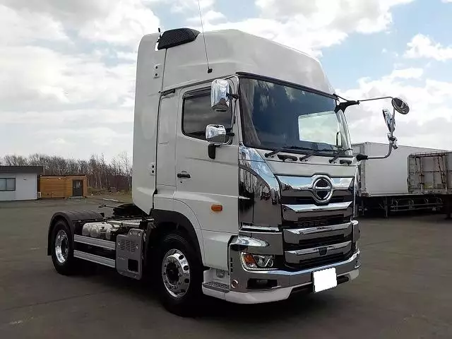 平成30年10月中古大型トラクタヘッド日野日野の画像3