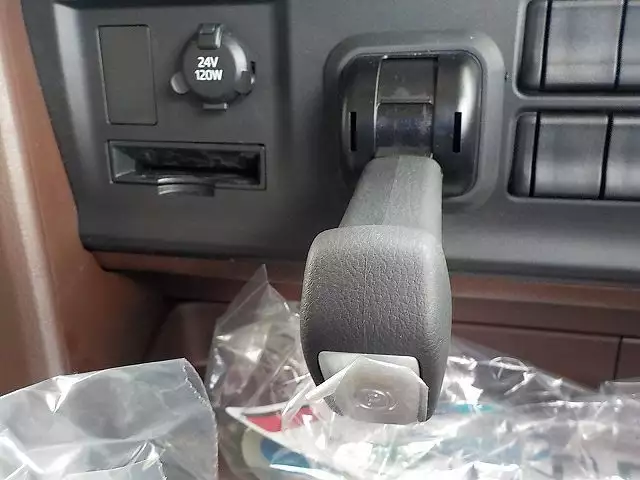 平成30年10月中古大型トラクタヘッド日野日野の画像30