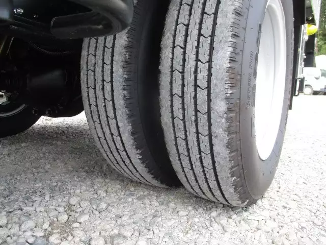 令和04年09月中古小型アルミバン・ウィング三菱ふそうキャンターの画像12