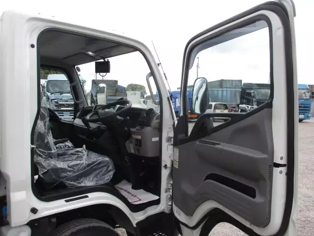 令和04年09月中古小型アルミバン・ウィング三菱ふそうキャンターの画像32