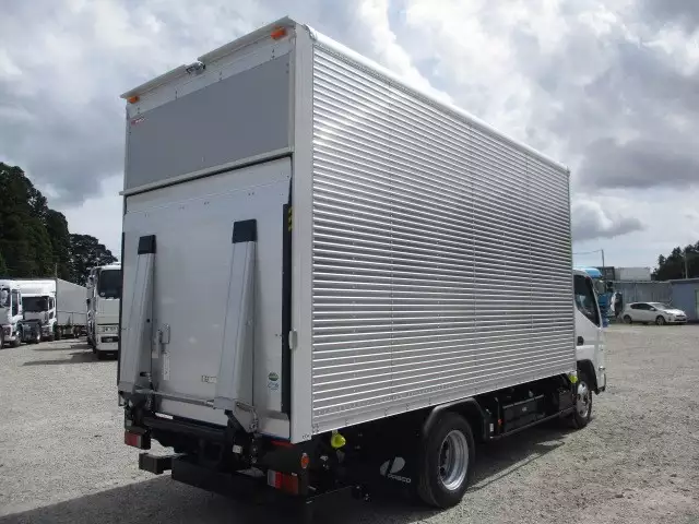 令和04年09月中古小型アルミバン・ウィング三菱ふそうキャンターの画像5