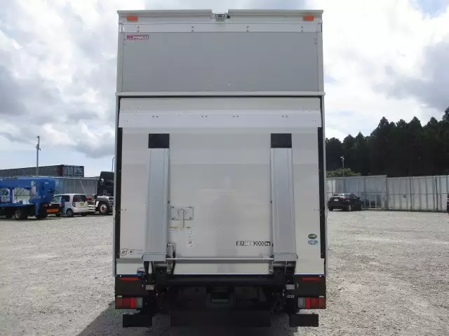 令和04年09月中古小型アルミバン・ウィング三菱ふそうキャンターの画像6