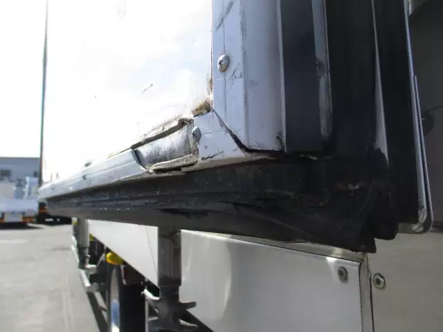 平成28年09月中古中型冷凍バン・ウィングいすゞフォワードの画像29