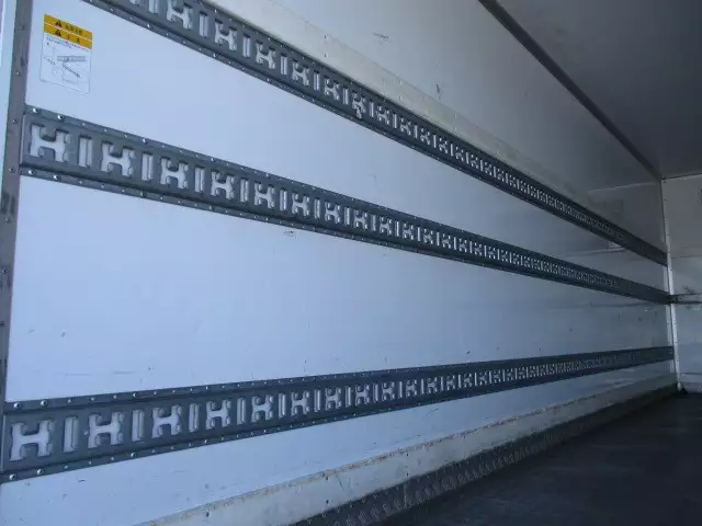 平成28年09月中古中型冷凍バン・ウィングいすゞフォワードの画像33