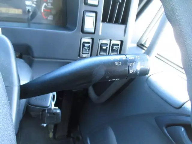 平成28年09月中古中型冷凍バン・ウィングいすゞフォワードの画像49