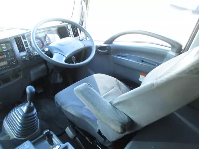 平成28年09月中古中型冷凍バン・ウィングいすゞフォワードの画像60