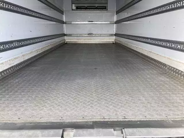 平成28年09月中古中型冷凍バン・ウィングいすゞいすゞの画像14