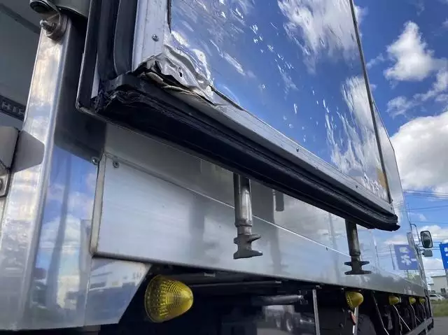 平成28年09月中古中型冷凍バン・ウィングいすゞいすゞの画像15