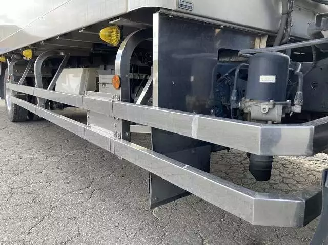 平成28年09月中古中型冷凍バン・ウィングいすゞいすゞの画像24